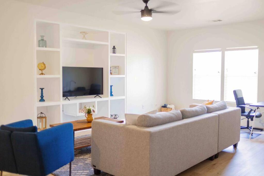 Gateway Retreat: Short Drive To The Sequoias *